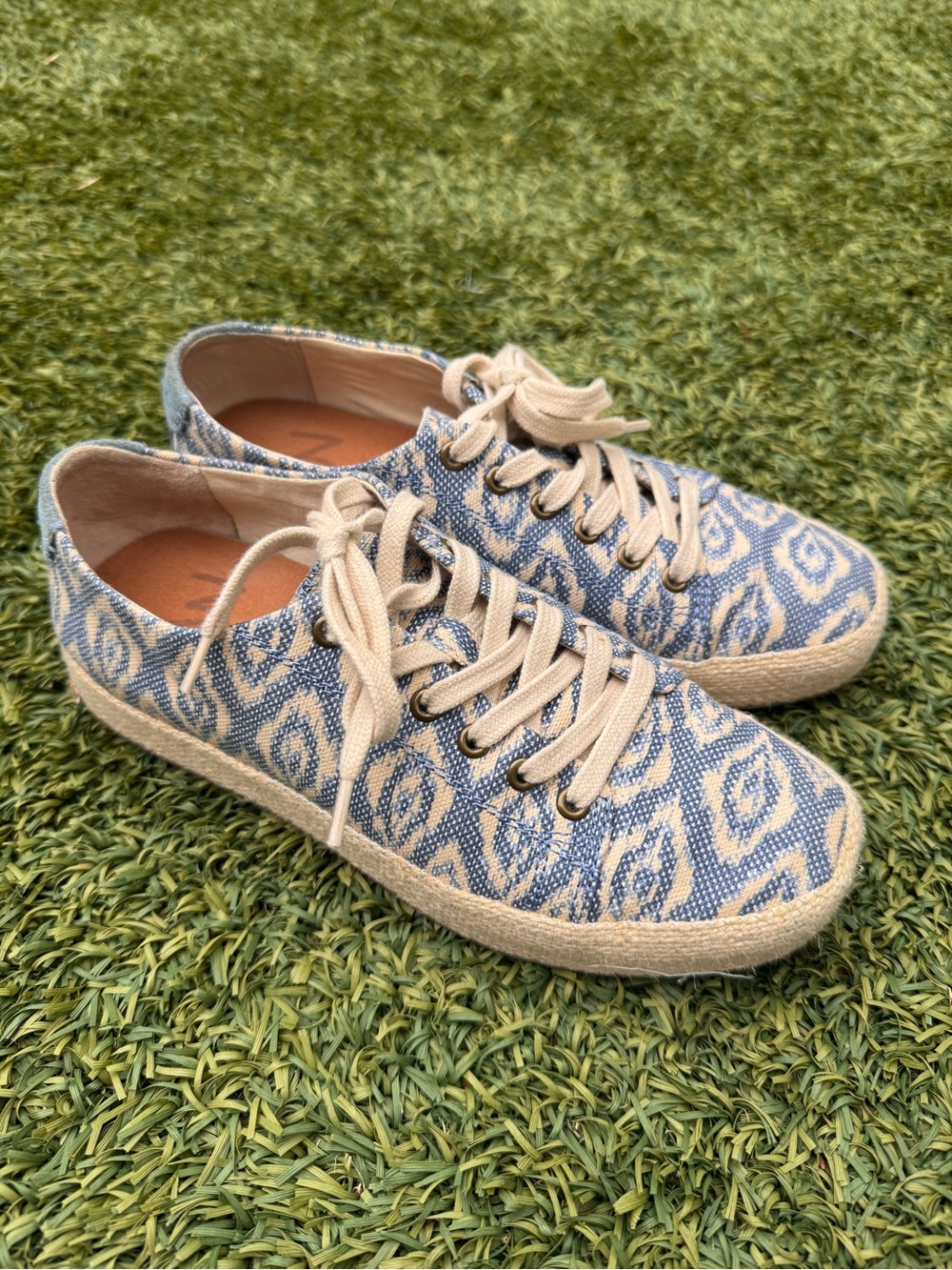 Zodiac Blue and Cream Ikat Lace-Up espadrille Sneakers